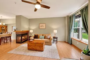 59 S Gardens Way, Fitchburg, WI 53711 - Photo 8