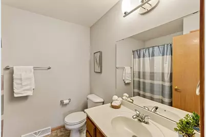 59 S Gardens Way, Fitchburg, WI 53711 - Photo 28