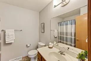 59 S Gardens Way, Fitchburg, WI 53711 - Photo 28