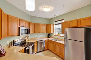 59 S Gardens Way, Fitchburg, WI 53711 - Photo 12