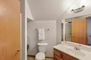 59 S Gardens Way, Fitchburg, WI 53711 - Photo 20