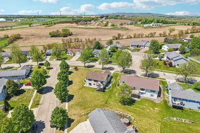 809 Brookstone Crest, Mount Horeb, WI 53572 - Photo 76