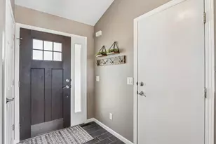 809 Brookstone Crest, Mount Horeb, WI 53572 - Photo 6