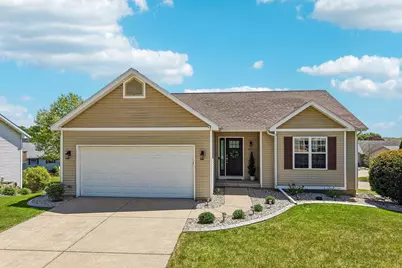 809 Brookstone Crest, Mount Horeb, WI 53572 - Photo 2