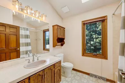 W248S6845 Sugar Maple Drive, Waukesha, WI 53189 - Photo 48