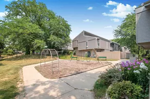 505 East Bluff, Madison, WI 53704 - Photo 2