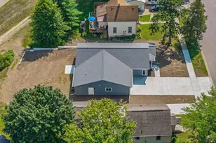 236 W 2nd St, Reedsburg, WI 53959 - Photo 40