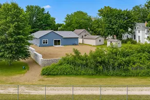 236 W 2nd St, Reedsburg, WI 53959 - Photo 36