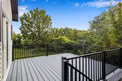 5611 N Vista, Janesville, WI 53548 - Photo 8