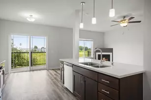 5523 Prairie Pl Dr, Mcfarland, WI 53558 - Photo 12