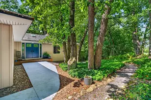 7116 Applewood Dr, Madison, WI 53719 - Photo 4