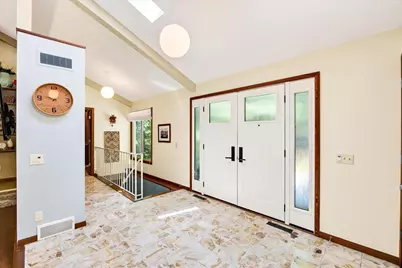 7116 Applewood Drive, Madison, WI 53719 - Photo 6