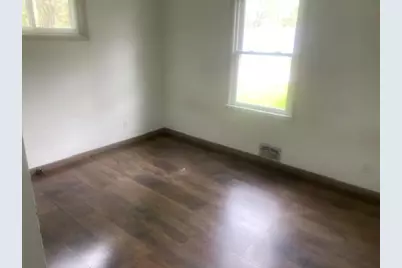 850 E Briar Lane, Beloit, WI 53511 - Photo 12