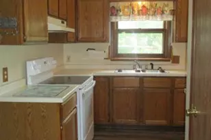 109 Pleasant St, North Freedom, WI 53951 - Photo 8