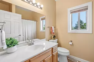 W13887 Bannan Ct, Prairie Du Sac, WI 53578 - Photo 28