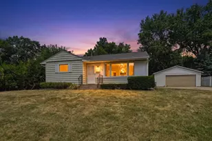 1710 Thackeray Rd, Madison, WI 53704 - Photo 34