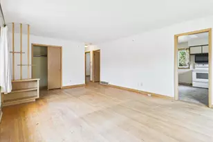 1710 Thackeray Rd, Madison, WI 53704 - Photo 10