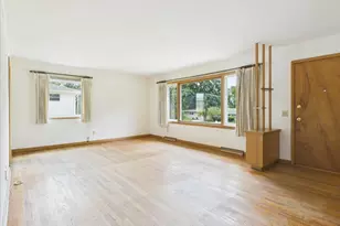 1710 Thackeray Rd, Madison, WI 53704 - Photo 6