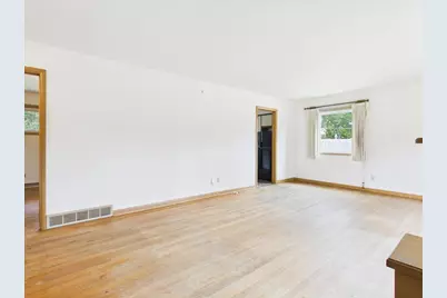 1710 Thackeray Road, Madison, WI 53704 - Photo 6