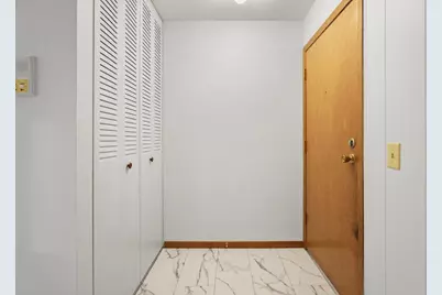 1505 Martin Street #8, Madison, WI 53713 - Photo 2