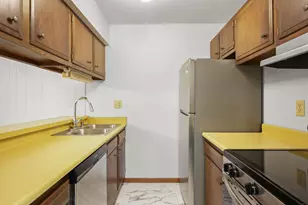 1505 Martin St, Madison, WI 53713 - Photo 12