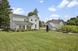 209 W Walnut St, Ridgeville, WI 53533 - Photo 40