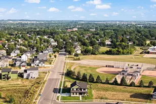 701 Mocha Wy, Verona, WI 53593 - Photo 10