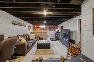 708 Mary St, Beaver Dam, WI 53916 - Photo 20