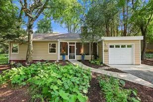 37 Hiawatha Cir, Madison, WI 53711 - Photo 2