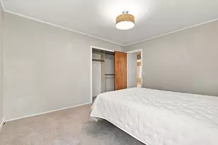 37 Hiawatha Cir, Madison, WI 53711 - Photo 32