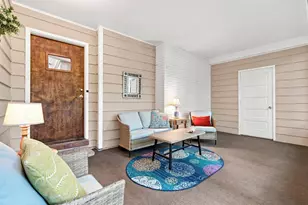 37 Hiawatha Cir, Madison, WI 53711 - Photo 6