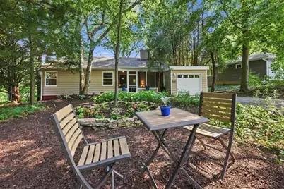 37 Hiawatha Circle, Madison, WI 53711 - Photo 4