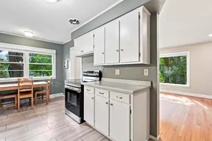 37 Hiawatha Cir, Madison, WI 53711 - Photo 20