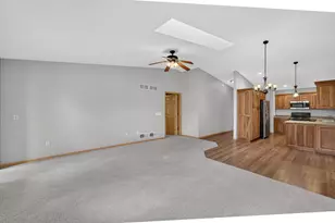 632 Sunset Dr, Lodi, WI 53555 - Photo 8