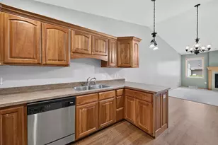 632 Sunset Dr, Lodi, WI 53555 - Photo 10