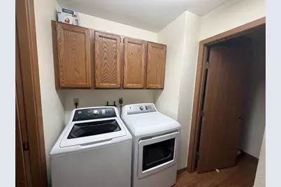 3004 S Petunia Lane, Beloit, WI 53511 - Photo 14