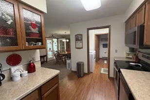 3004 S Petunia Ln, Beloit, WI 53511 - Photo 6