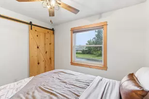 513 Prospect Rd, Waunakee, WI 53597 - Photo 28