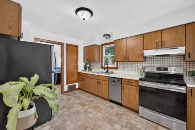 107 Grove Street, Sun Prairie, WI 53590 - Photo 6