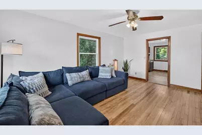 107 Grove Street, Sun Prairie, WI 53590 - Photo 4