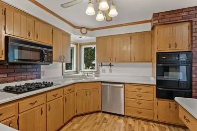 410 Dempsey Road, Madison, WI 53714 - Photo 10