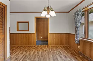 410 Dempsey Rd, Madison, WI 53714 - Photo 8