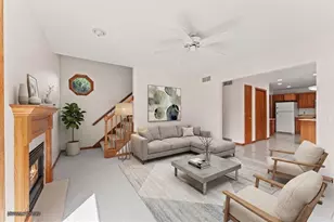 1038 N Thompson Dr, Madison, WI 53704 - Photo 4