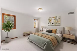 1038 N Thompson Dr, Madison, WI 53704 - Photo 8