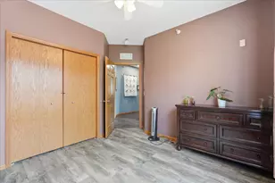 121 Metro Terrace, Madison, WI 53718 - Photo 6