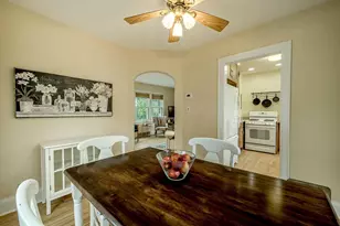 3213 Center Ave, Madison, WI 53704 - Photo 6