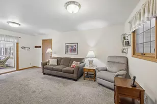 213 Minnehaha Ave, Portage, WI 53901 - Photo 2