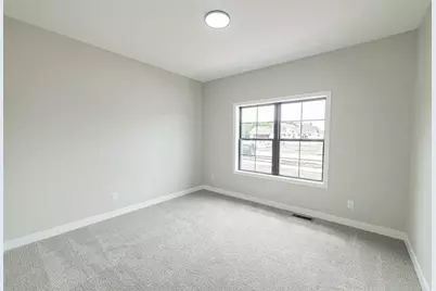 1941 Sequoia Drive, Janesville, WI 53545 - Photo 10