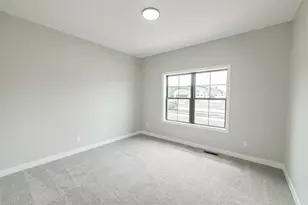 1941 Sequoia Dr, Janesville, WI 53545 - Photo 10
