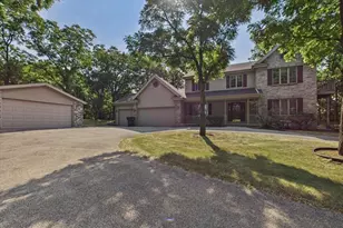 4232 Sprecher Rd, Madison, WI 53718 - Photo 4